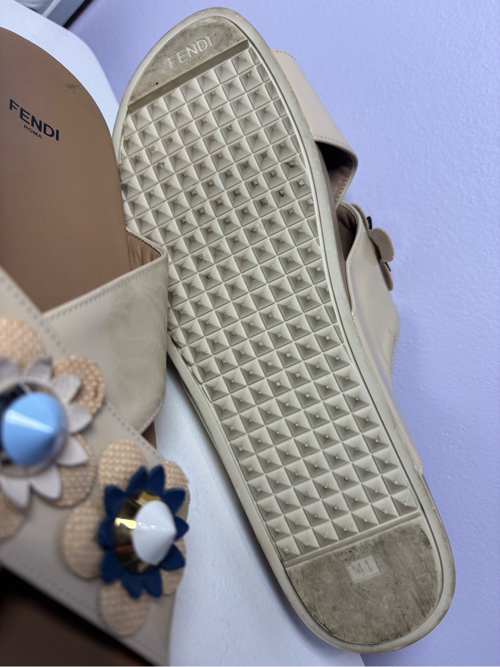 Fendi Beige Patent Leather Slide Sandals with Multicolor Floral Studs - Picture 4 of 4
